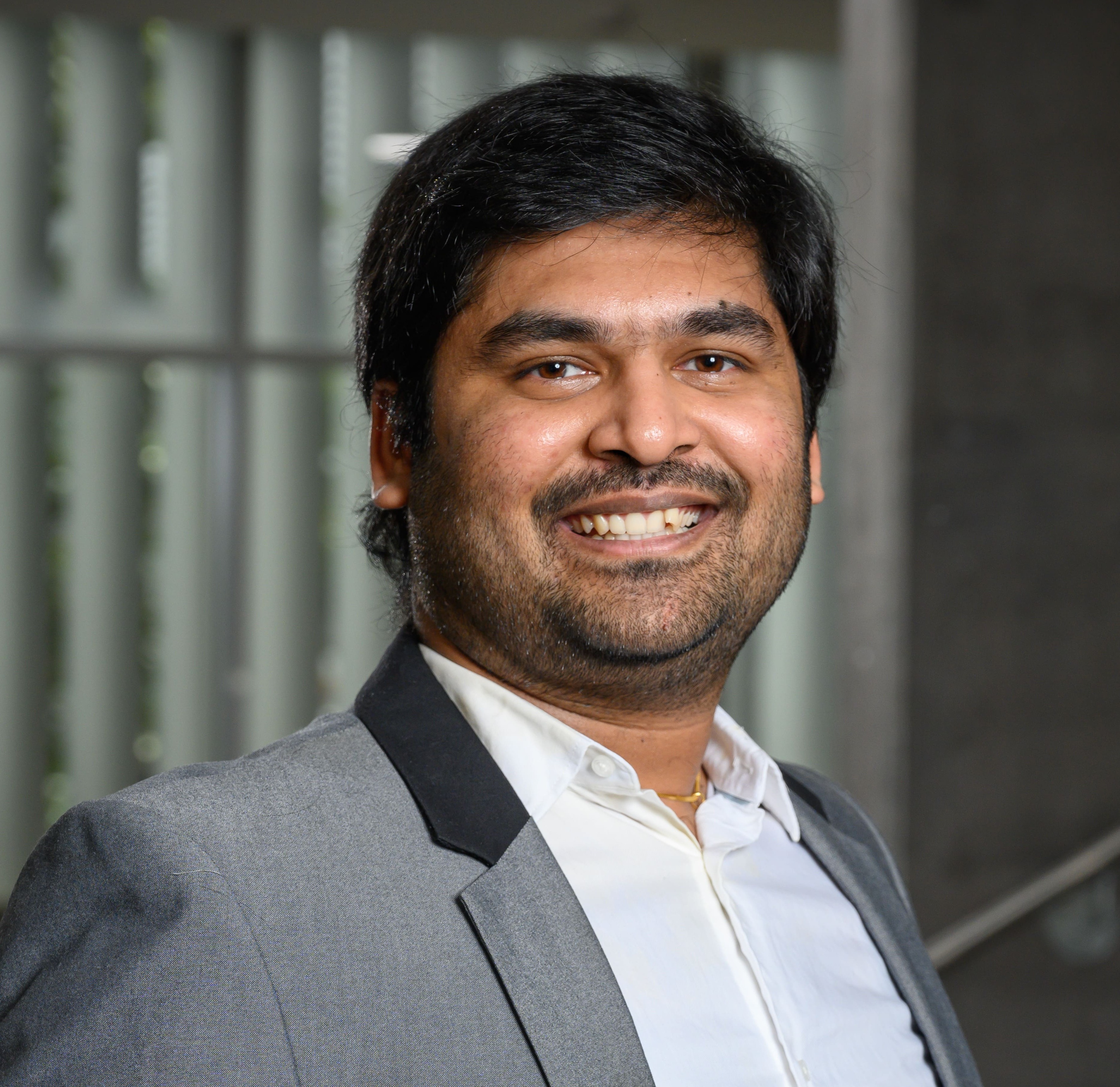 Dr. Thiru Balasubramaniam